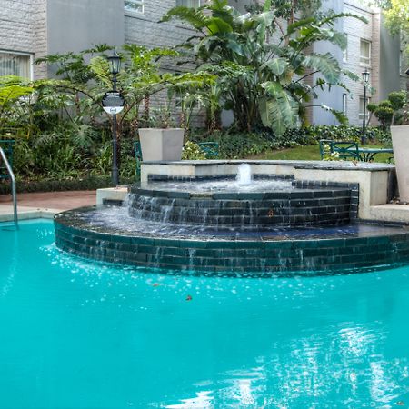 City Lodge Hotel Sandton, Katherine Street Johannesburg Exterior photo