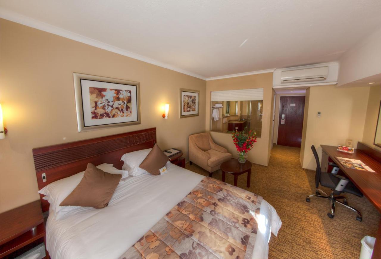 City Lodge Hotel Sandton, Katherine Street Johannesburg Room photo