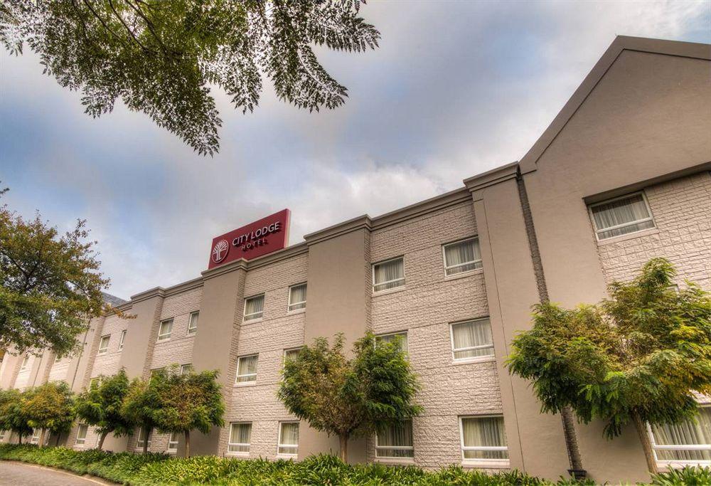 City Lodge Hotel Sandton, Katherine Street Johannesburg Exterior photo